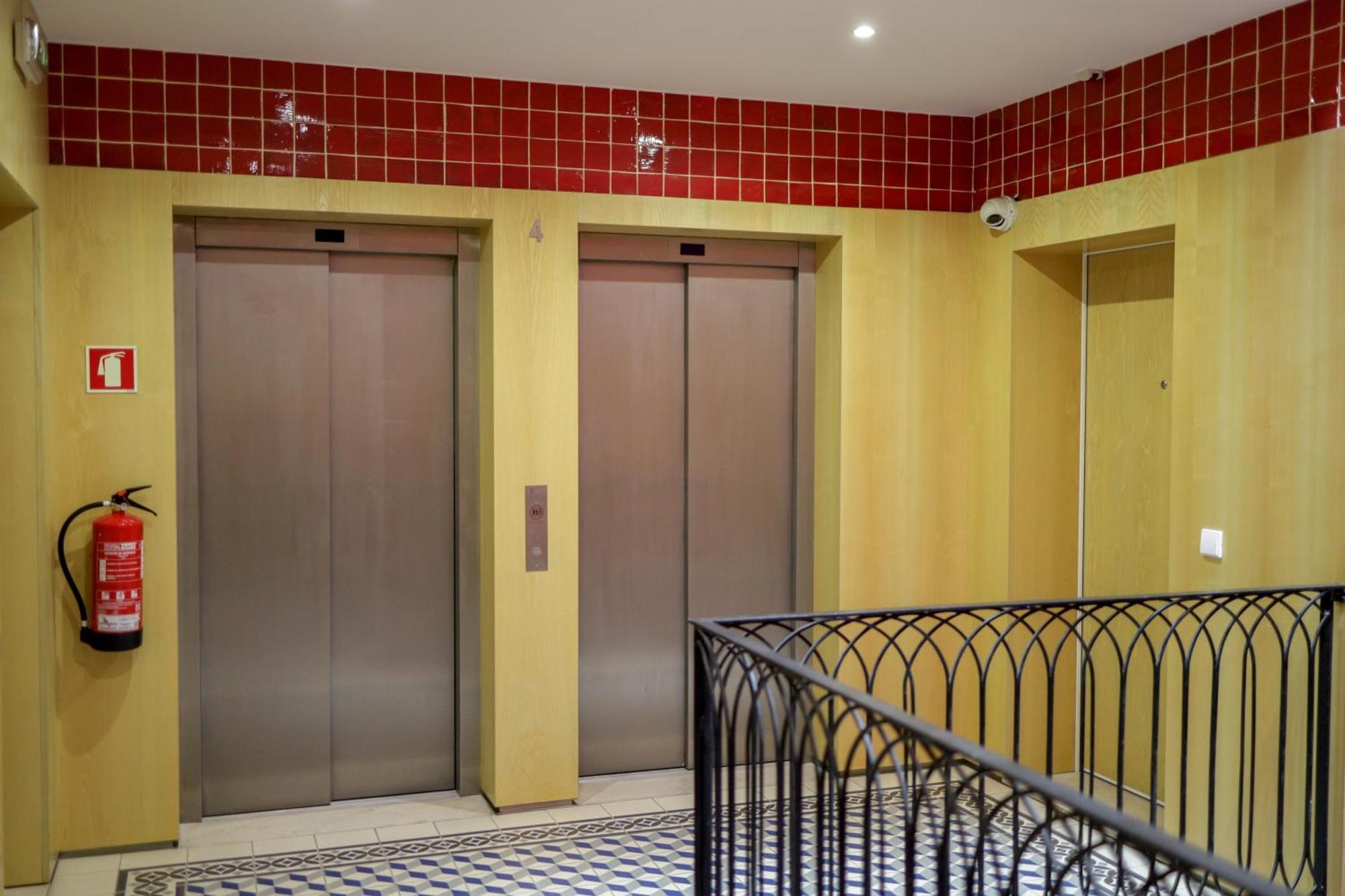 Cardosas Square Luxury Apartments By Porto City Hosts Exterior foto